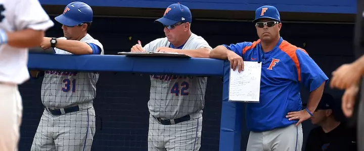 Weird Weekend Capped by Quick Exit for Gators