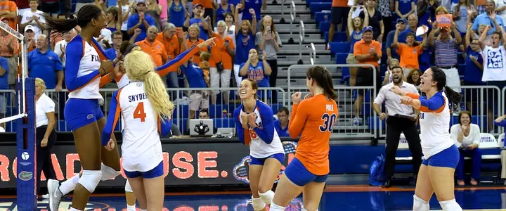 No. 10 UF Volleyball Caps Off Undefeated Weekend With Five-Set Thriller Over Oklahoma