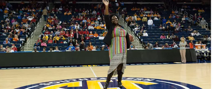 Gator Great Vanessa Hayden a Contestant on 'The Biggest Loser'; debuts Thursday