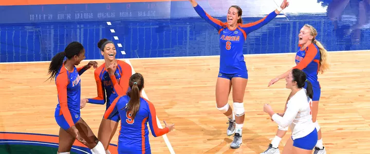No. 10 Florida Volleyball Sweeps Auburn in SEC Opener