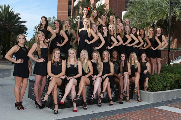 2015 Women's Swimming & Diving Roster Team Photo