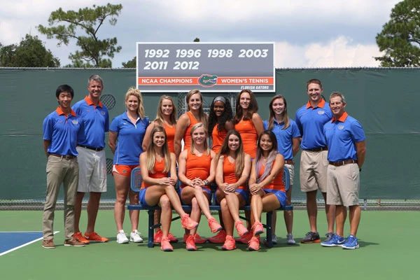 2015 Women's Tennis Roster Team Photo