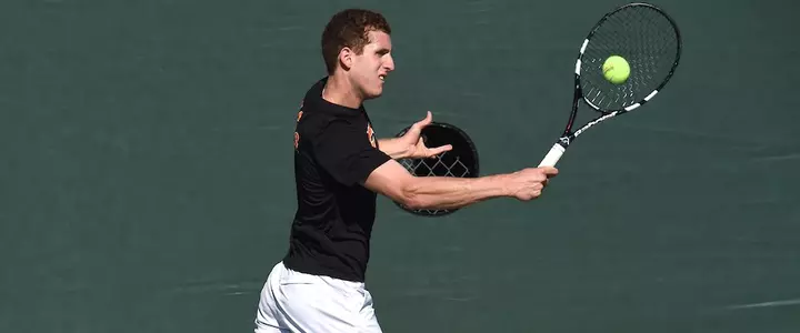 No. 13 Florida Opens 2015 with 9-3 Victory Over William & Mary