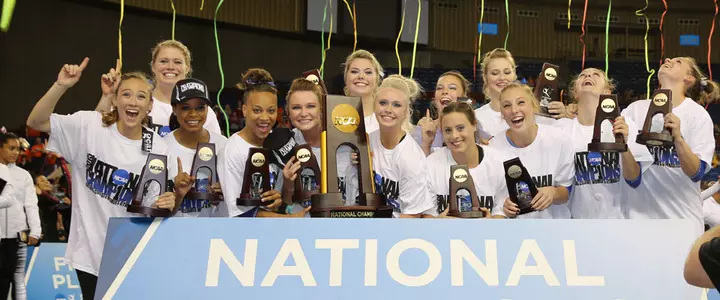 Season Tickets Sales for 2016 Gator Gymnastics Start Today
