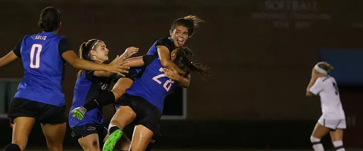 Liz Slattery's time-expiring goal gives No. 8 Florida soccer 2-1 2OT win over No. 17 South Carolina