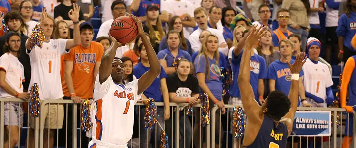 Gators Rain 3-pointers on NCA&T in 104-54 Rout