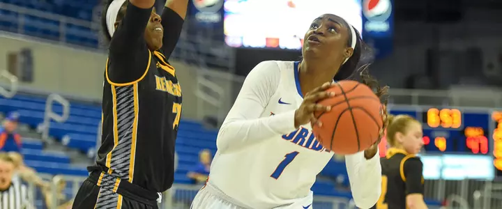 Gators Dominate Paint to Soar Past Kennesaw State