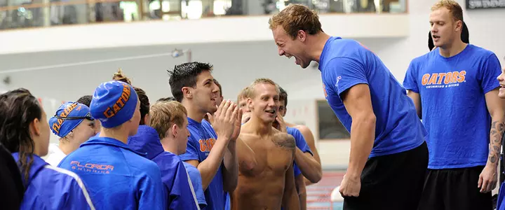 Gators Climb Back to No. 1 in College Swimming Poll
