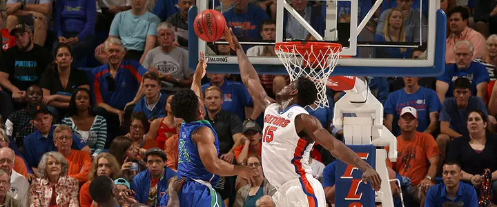 2-Headed Frontcourt Monster Leads UF past FGCU