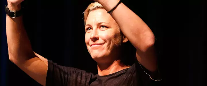 Wambach Connects with Crowd at a Packed Phillips Center in Return to UF