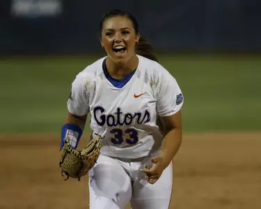 Delanie Gourley Pitching