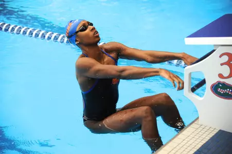 Natalie Hinds - 141004 - swimming