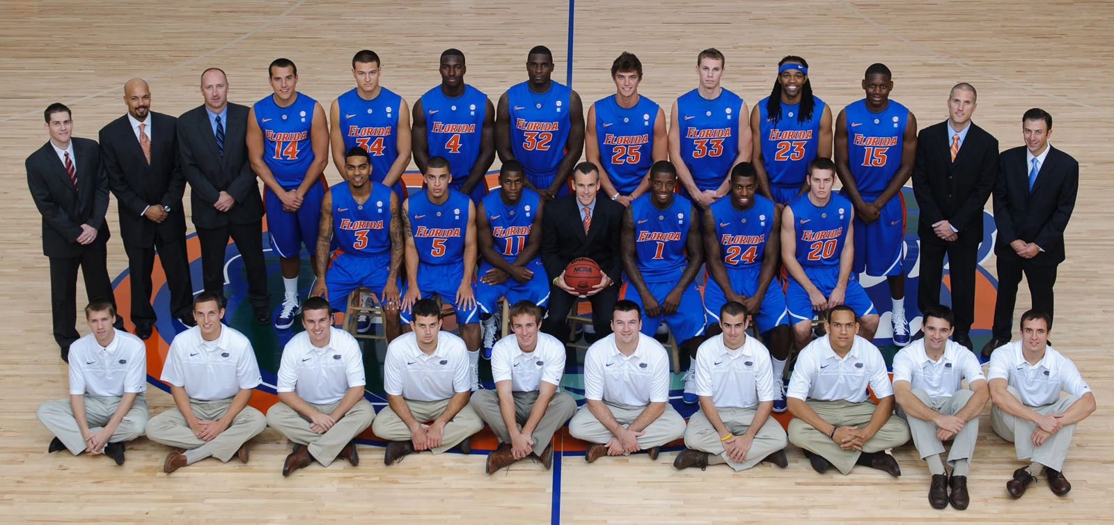 2010-11 Men's Basketball Team Photo
