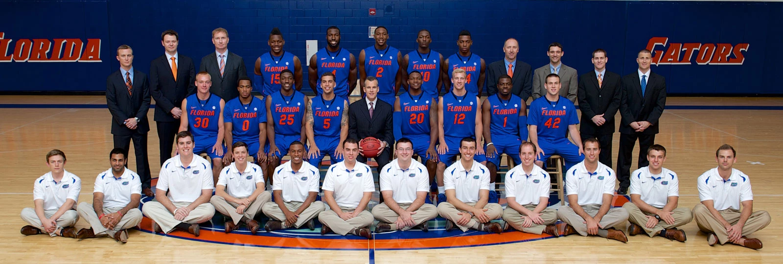 2013-14 Men's Basketball Team Photo
