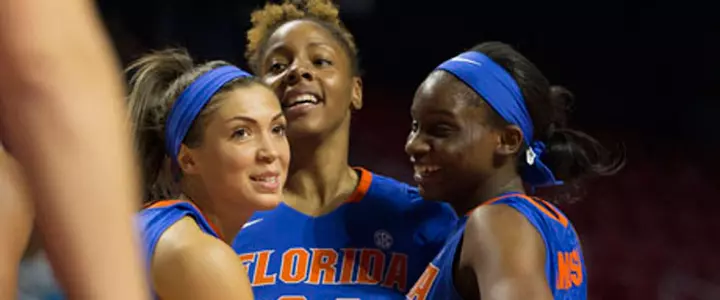 Gators Win Sixth Straight as Anderson and Williams Net Double-Doubles