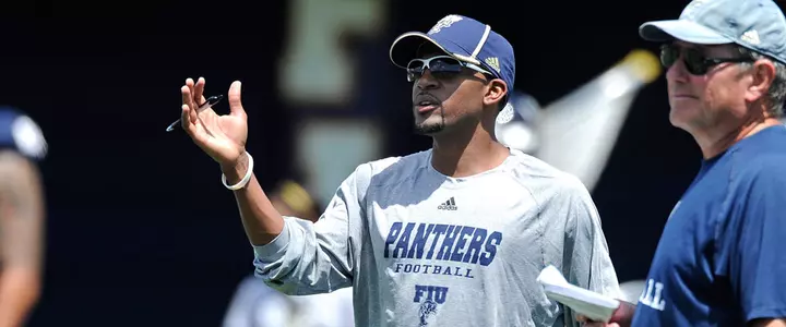Wide Receiver Coach Kerry Dixon Completes Florida Football Staff