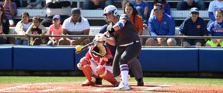 Florida Sweeps Saturday Twinbill vs. Illinois State, Kansas