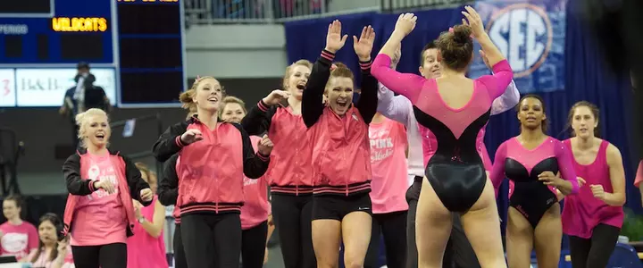 No. 3 Florida uses nation’s third-highest total to defeat No. 25 Kentucky at Ninth Annual Gators Link to Pink