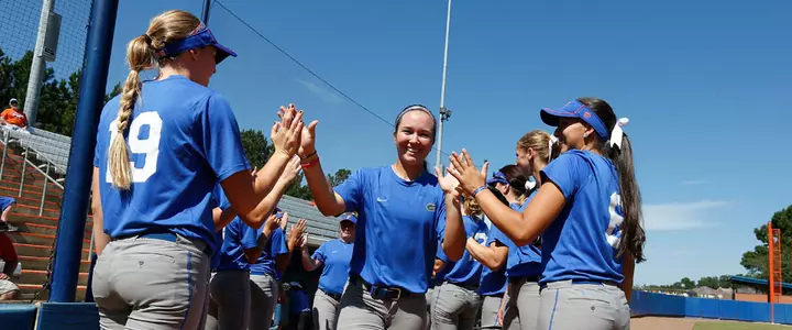 Florida Opens Season with 17-0 Victory Over Hampton