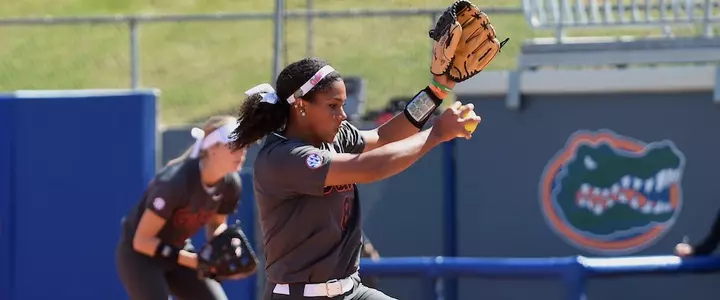 No. 1 Florida Enjoys Record-Setting Day, Extends Best Start in School History