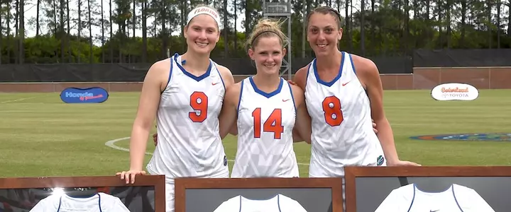 Gators Roll to Win Over Villanova on Senior Day