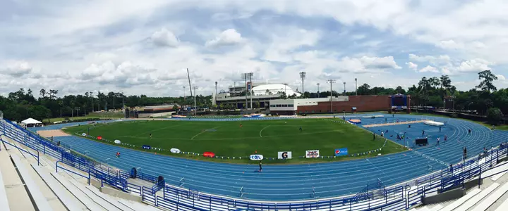 Day One of 2015 Pepsi Florida Relays in the Books at Percy Beard Track