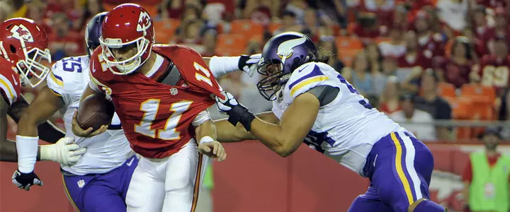 Catching Up With #Gators in the NFL: Justin Trattou