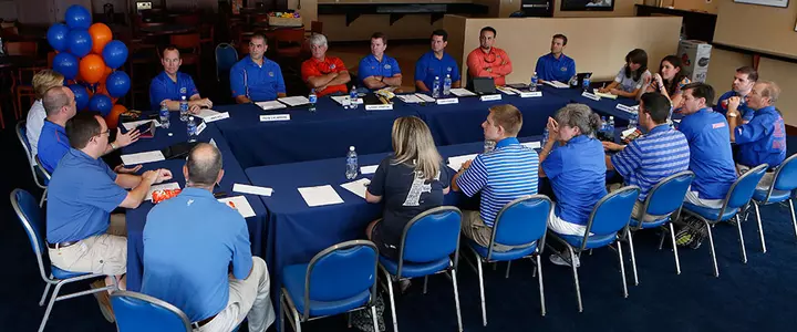 Year 2 of Gators Fan Advisory Council to Kick Off Soon; Applications Open Tuesday