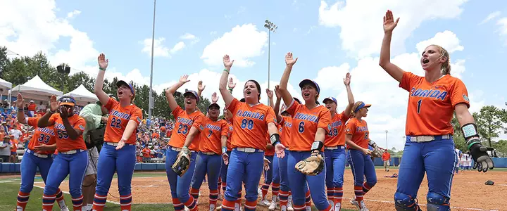 Gators Face Tennessee Thursday to Open WCWS