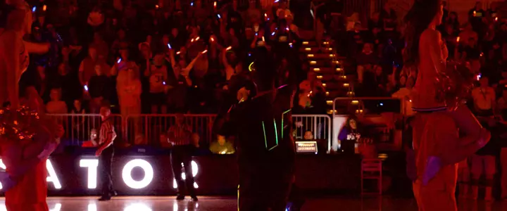 Jenn Brown, Titus O'Neil to Host Gators Madness