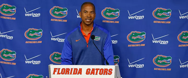 Head Coach Bryan Shelton Speaks with the Media on Monday
