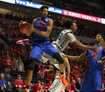 Devin Robinson