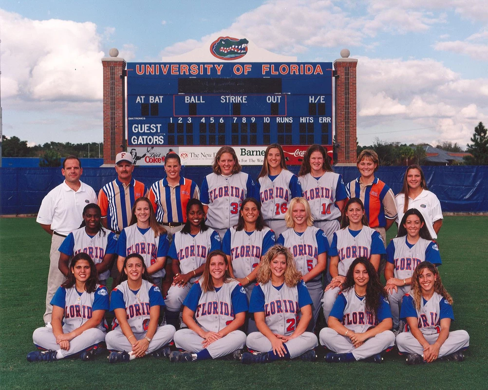 1999 Florida Softball team & staff