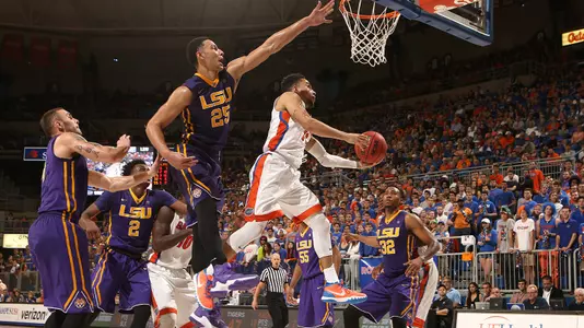 Chis Chiozza Ben Simmons