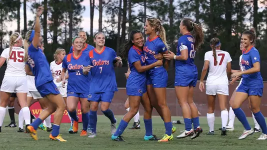 Gators celebrate Melanie Monteagudo's goal - 10-20-16 vs Alabama