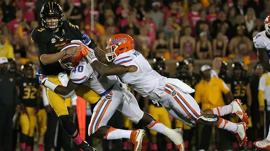 Davis Hitting QB at Missouri