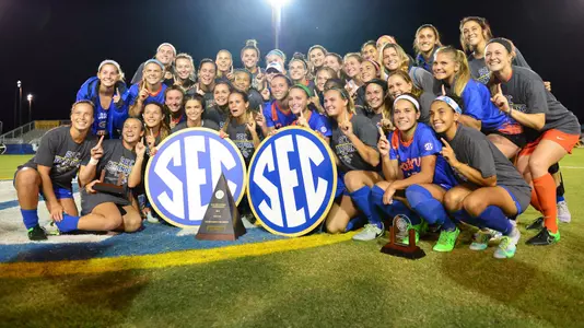 Florida with 2016 SEC Tournament trophy - 11-6-16