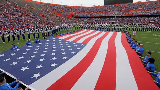 2015 vs FAU Saluting Those Who Serve Flag