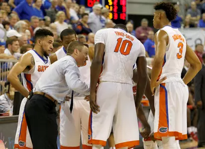 White huddling vs Ark