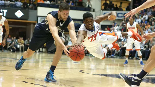 Kevarrius Hayes dives for ball