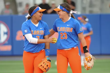 Kelsey Stewart & Nicole DeWitt