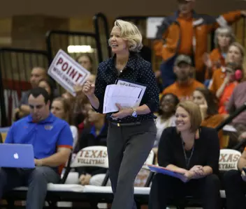 Wise, Mary (2015 postseason)