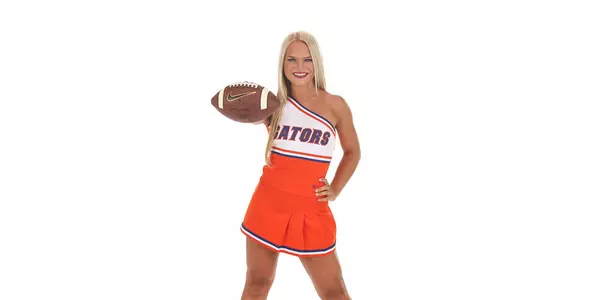 Madeleine H (2016 Cheerleaders)