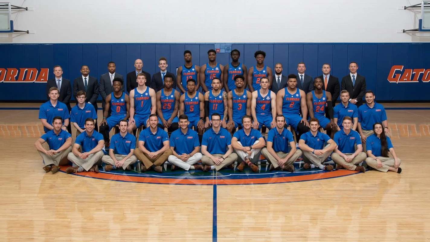 2017-18 MBB Team Photo