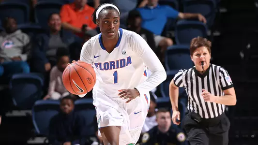 Ronni Williams dribbling