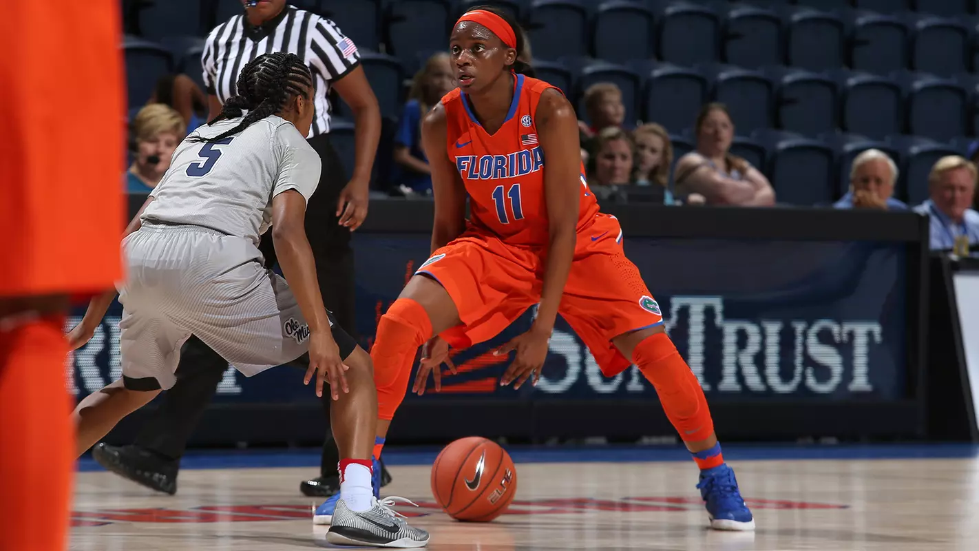 Dyandria Anderson dribbling