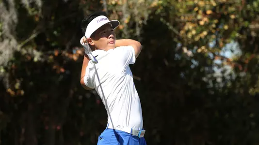 Andy Zhang tees off