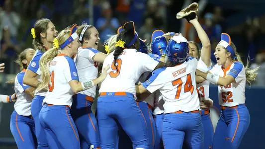 Happy Gators, Auburn