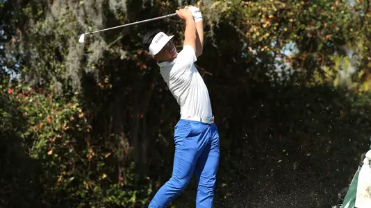 Andy Zhang tees off Gator