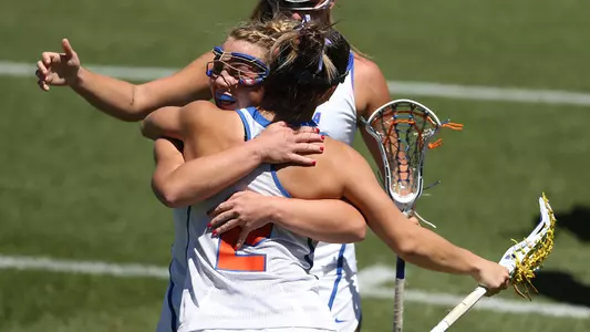 Lindsey Ronbeck, Sammi Burgess